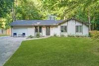 Spacious 3BD House - BBQ - Backyard Games & Sports