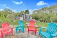 Dome Home on 42 Acres! Close to the Beach and Downtown Kennebunkport