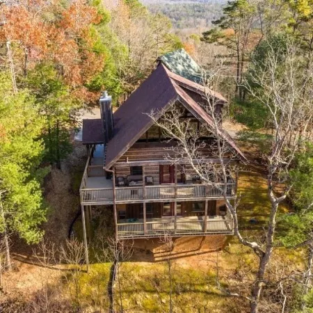 Kallithea ~ Modern rustic luxury on the peaceful side of the Smokies!