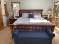 Luxury Wintergreen 5Br • Hot Tub • Sleeps 16+ • Dog Friendly