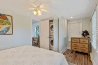 Waterfront Cottage with fireplace located directly on Owasco Lake.