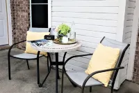 Family Friendly Home Convenient to everything!