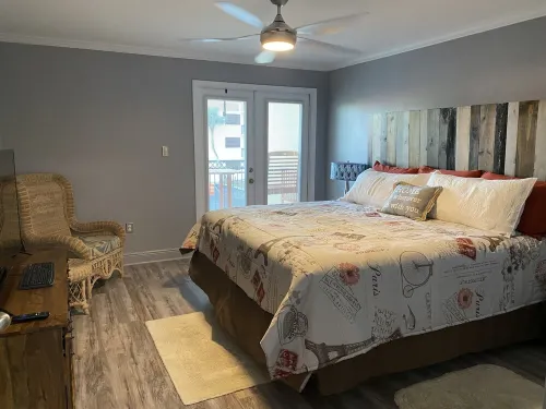 Sunshine & Beach Views at 2046 Beach Blvd