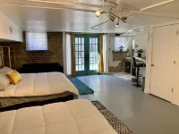 Spacious 2-story Apt on Carolina Ln w/mural! Right in the heart of Downtown AVL