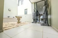 Lake Villa Hartebees