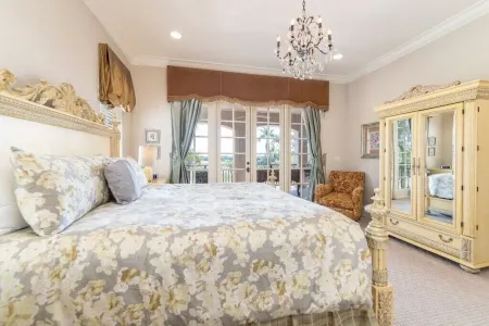 Luxury mansion on golf course at Reunion Resort Orlando 10 minutes from Disney p