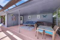 Pure Living, Saltwater Pool, Low Toxin Getaway!