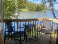 Little Blue Cottage Hotels in Lenroot