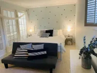 Cozy Villa Spa Retreat - Near Mohegan, Hot Tub, Pools, Sauna, Spa on Premise