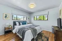 Professionally designed mid-century modern excellent location near BSU/Downtown