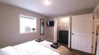 End-unit apartment with spacious lawn