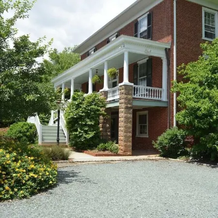 Enderly - c1859 - English Basement Apartment