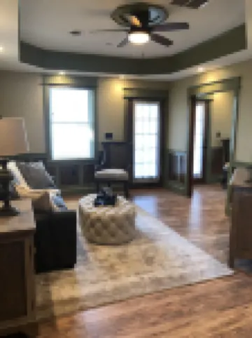 Guest quarters at the inn - 205