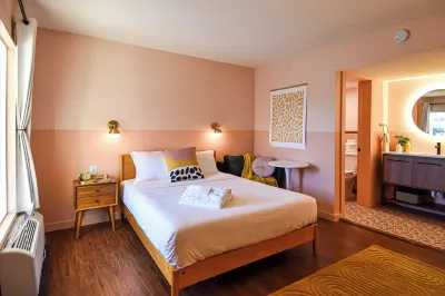 Mid-Century Themed Hotel Room in Fayetteville, AR - The Clementine on College #6 Hotels near Solace Day Spa