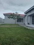 馬斯溫戈豪華三臥室自助公寓 Great Zimbabwe University附近的飯店