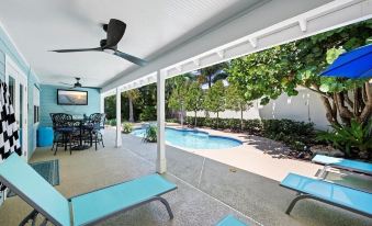 Pool House 1/2 Mile From Downtown Stuart