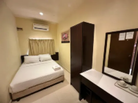 Anggerik Lodging Hotels in Gelugor