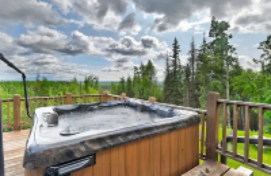 Forever views from HOT TUB overlooking Kenai National Wildlife Refuge near river Hotels in Sterling