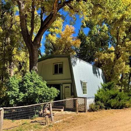 Cozy Cottage in secluded canyon--Perfect Zion and Bryce Getaway