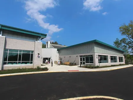 Oceanfront Sea Colony Spacious Condo with Great Ocean Views!