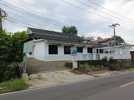 Jajapin Hotel Putri Sari Отели в г. Cikakak