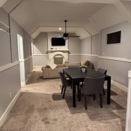 The Amazing 4 Bed 2 Bath of Independence