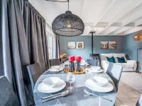 Beluga with parking and shared pool - 2-Star