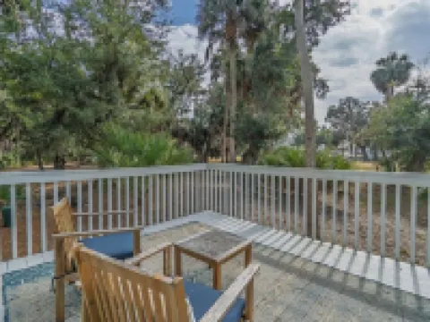 A Room With a View-1 BR Efficiency Condo Close to Everything. Hotels in Edisto Beach