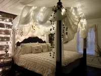 New Cabin ~Hot Tub in Theater~1 Quiet Acre ~Hiking ~Fire Pit ~King Suites