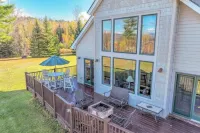 Cozy Cabin, Big Views. Maine Mountain Retreat