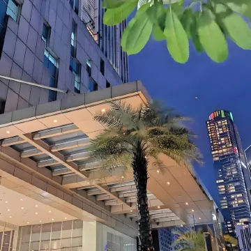 HABITARE Rasuna Jakarta Отели рядом с достопримечательностью «Taman Ismail Marzuki»