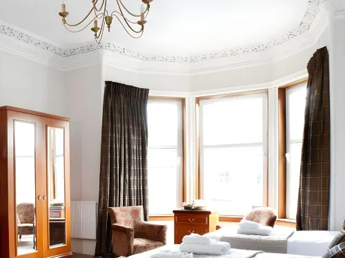 Abbotsford Guest House