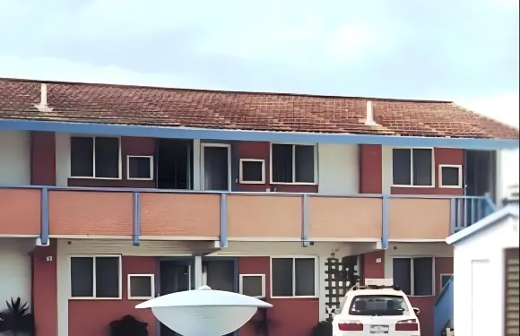 寶萊默汽車旅館