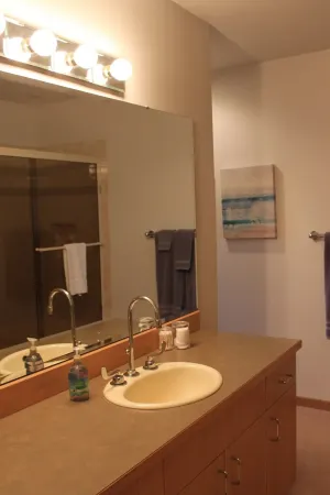 Secluded Apartment with Million Dollar View in GIG Harbor