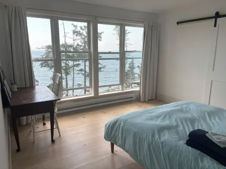 Two seaside cottages with beautiful views and total privacy