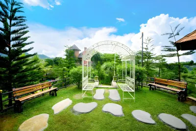 Edensor Hills Villa, Resort & Café Sharia Các khách sạn ở Babakan Madang