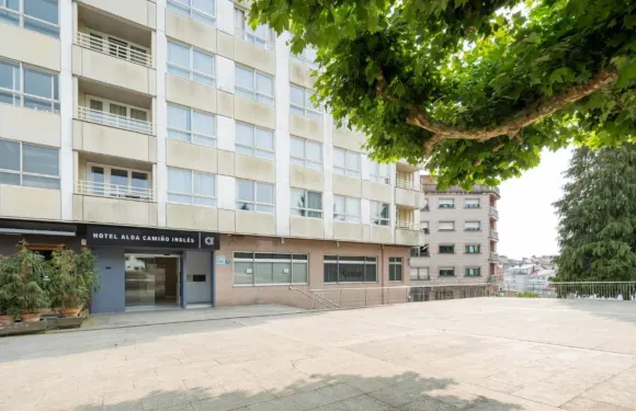 諾加拉斯酒店與餐廳