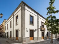 Boutique Hotel Cordial la Peregrina Hotels near Casa Museo Colon