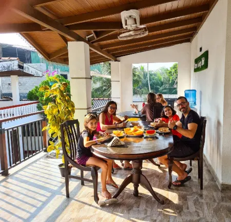 Home Living Unit Отели рядом с достопримечательностью «Galle Lighthouse»