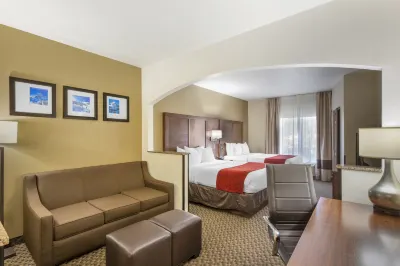 Comfort Suites Ogden Conference Center فنادق في أوجدن