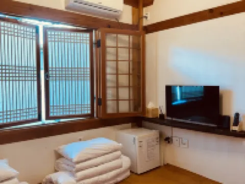 Jeonju Deoksugung Hanok Stay 全州市のホテル