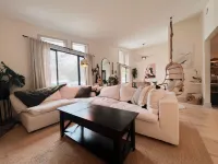 The Alpenglow Bungalow-3BR, 2BA mins from resorts!