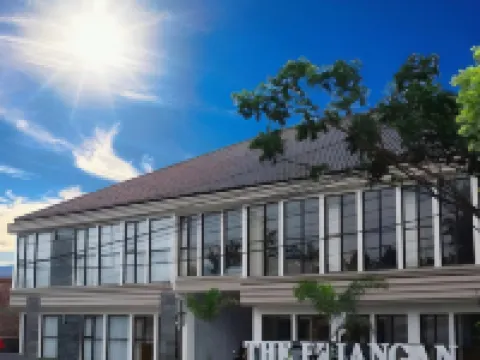 The Priangan Hotel I Yos Sudarso チアミスのホテル
