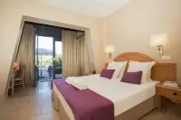 Vacances Bleues Hôtel Castel Luberon Hotels in Rustrel