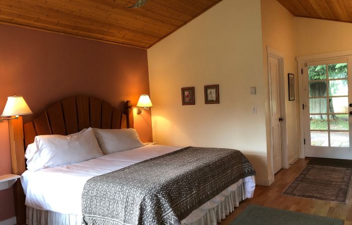 Lopez Farm Cottages & Tent Camping