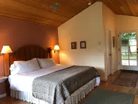 Lopez Farm Cottages & Tent Camping Hotels in Eastsound