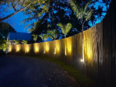 สลัมเบอร์ ปาร์ตี้ บีช เกาะพะงัน