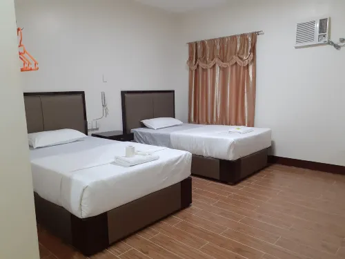 Meaco Royal Hotel - Ilagan Hotels in Isabela