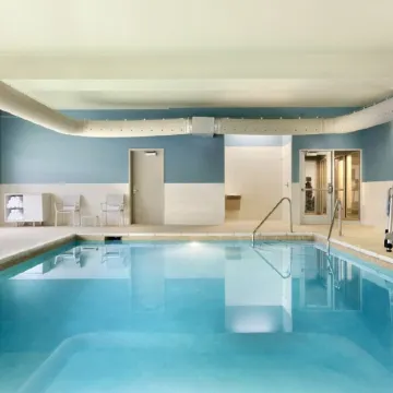 Holiday Inn Express & Suites CINCINNATI NE - REDBANK ROAD by IHG