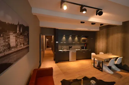 Amosa Liège City Centre Apart Donceel 6 Отели в г. Angleur